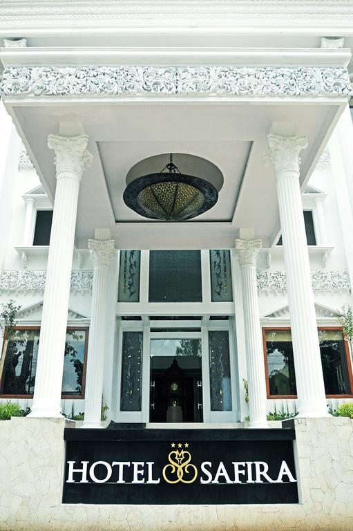 Hotel Safira Magelang Exteriér fotografie
