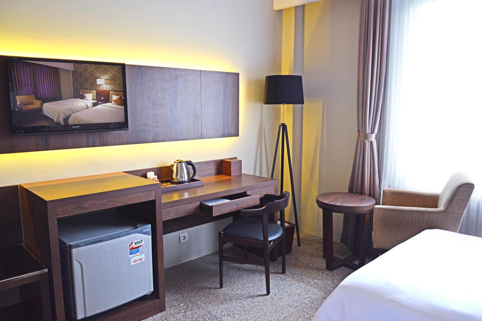 Hotel Safira Magelang Exteriér fotografie