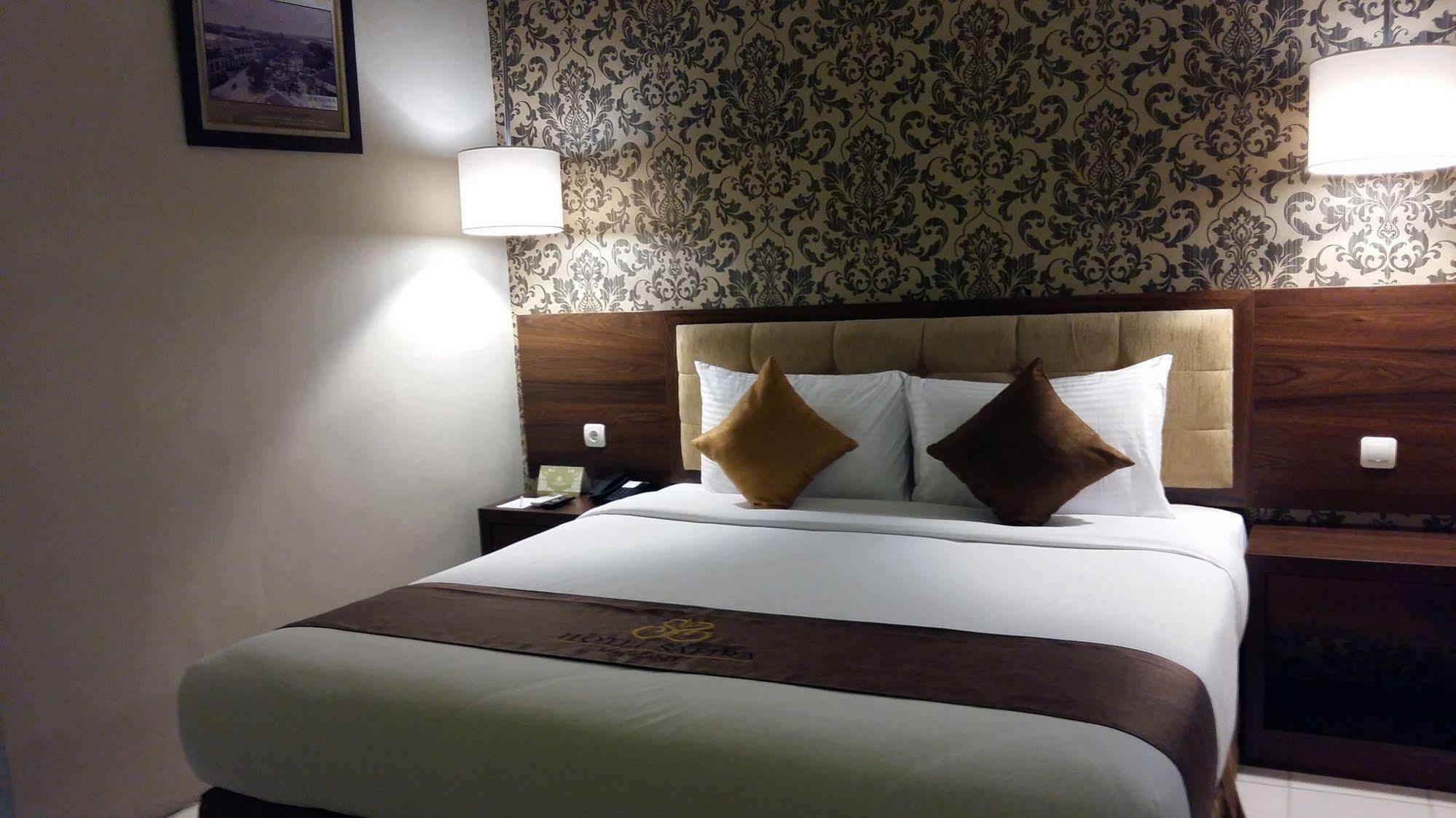 Hotel Safira Magelang Exteriér fotografie